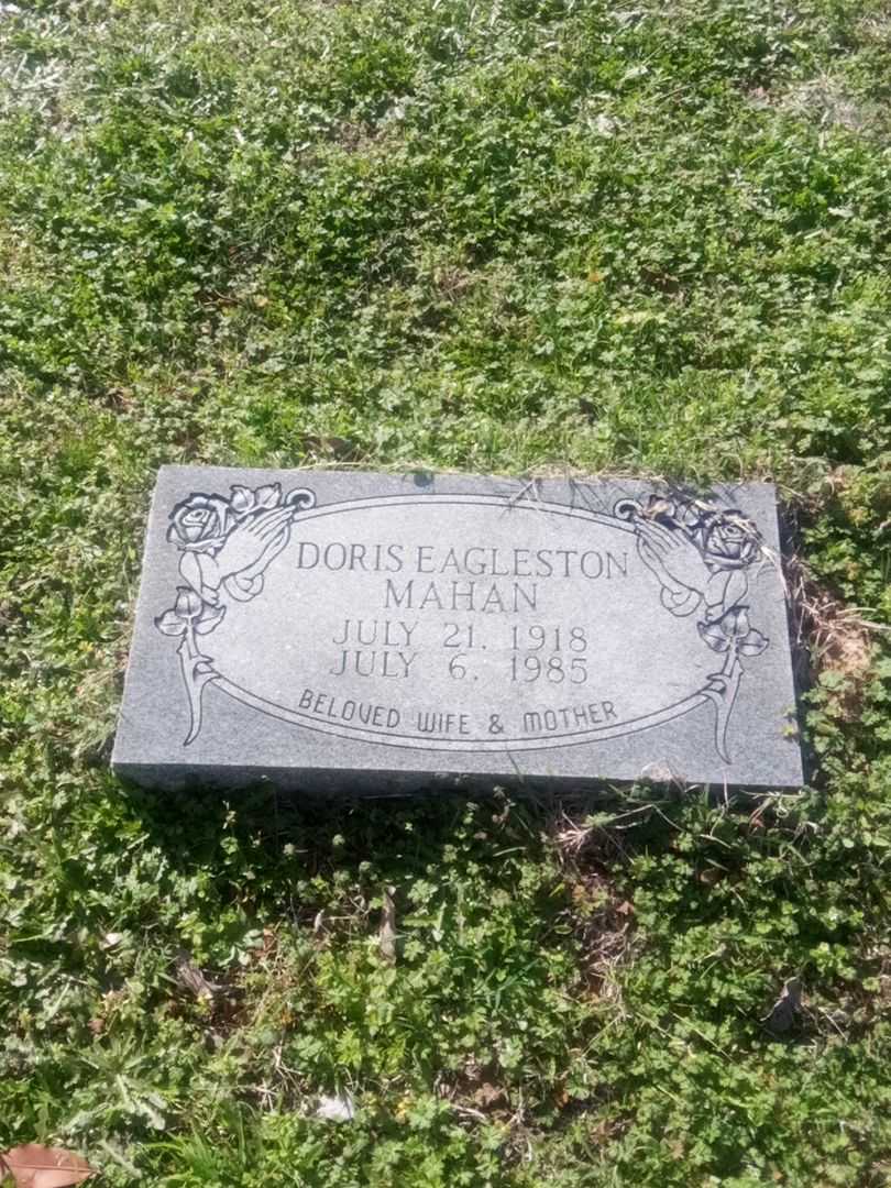 Doris Eagleston Mahan's grave. Photo 3