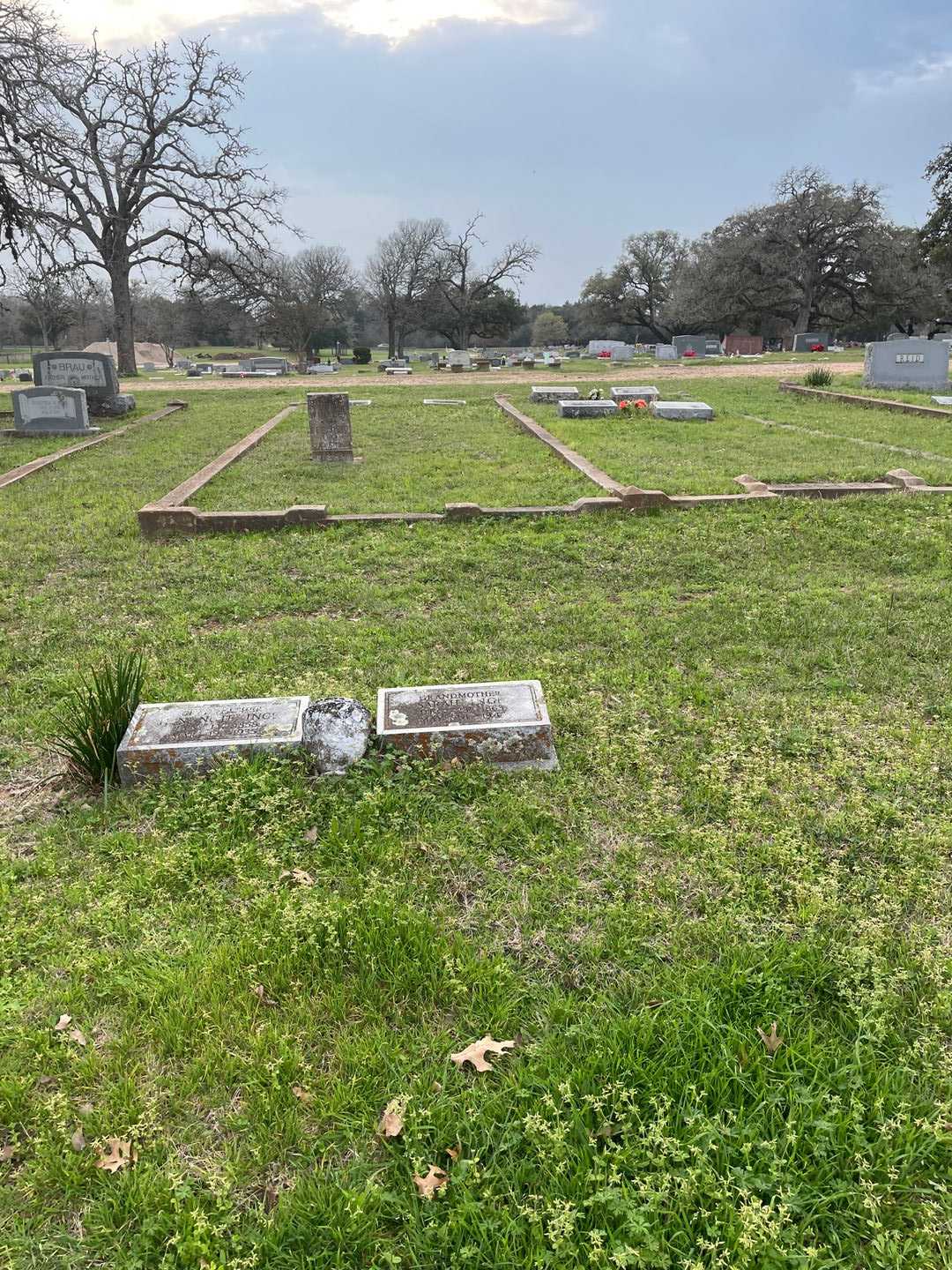 Sarah Inge's grave. Photo 2