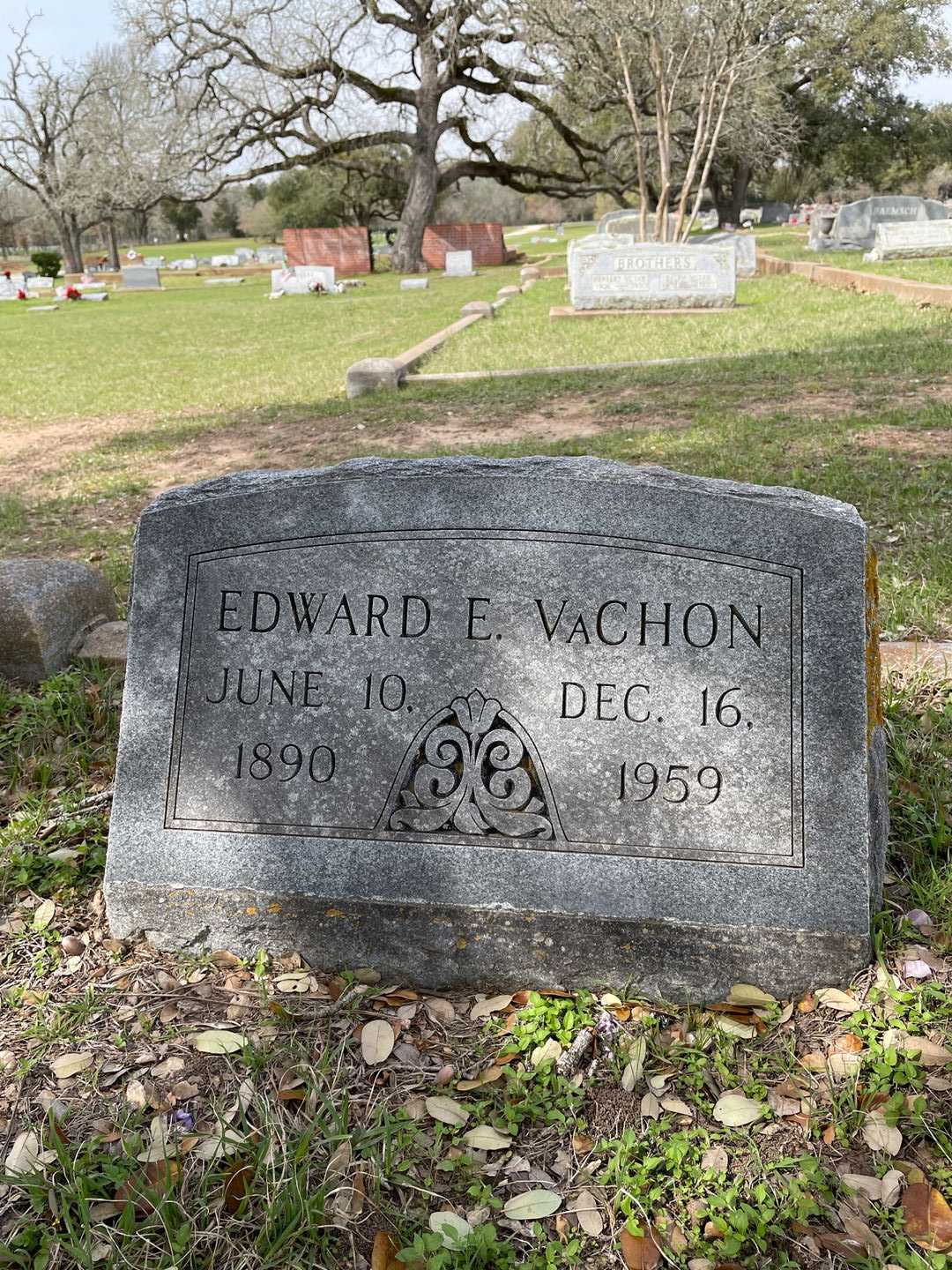 Edward E. VaChon's grave. Photo 3