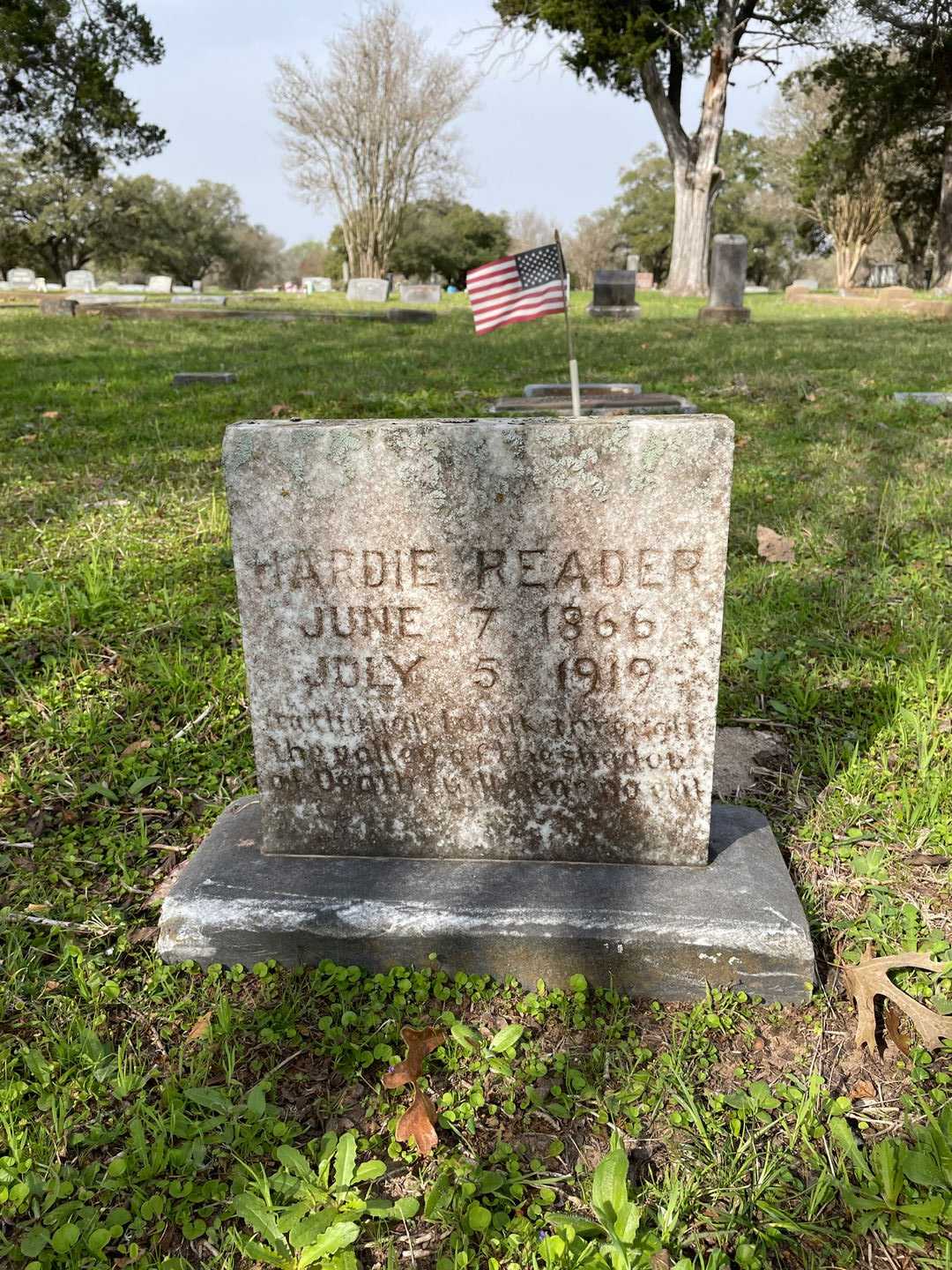 Hardie Reader's grave. Photo 3